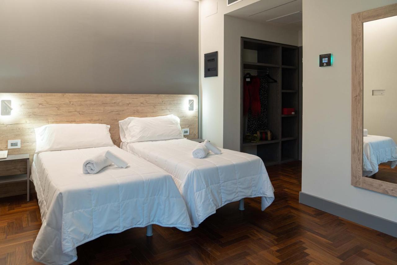 Hotel Ambrosiano Монтекатини-Терме Экстерьер фото