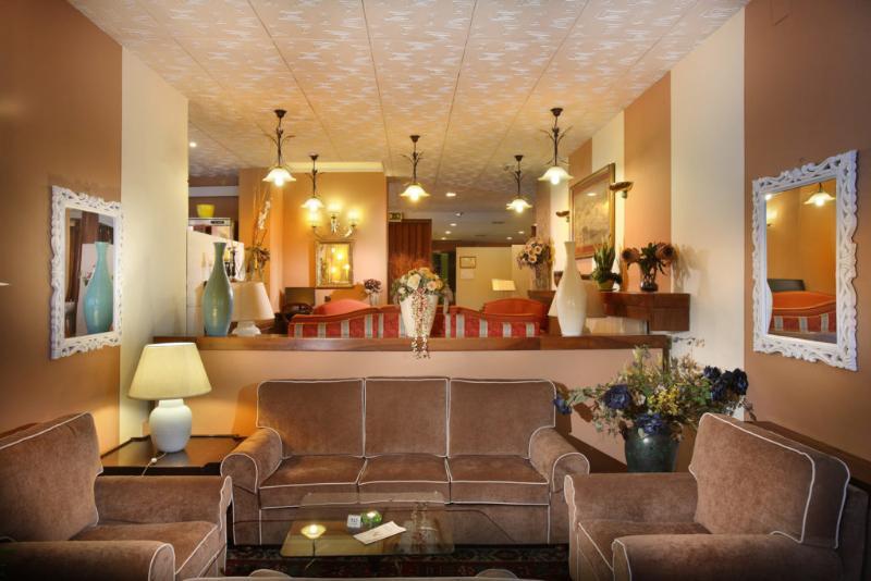 Hotel Ambrosiano Монтекатини-Терме Экстерьер фото